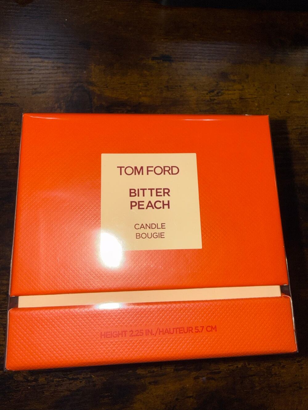 Tom Ford Private Blend Bitter Peach Scented Votive Candle (2.25 in / 5.7 cm).